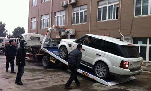 苏州汽车道路救援价格 汽车搭电服务